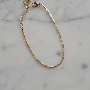 🌼3/$20🌼 Gold Coloured Dainty Bracelet